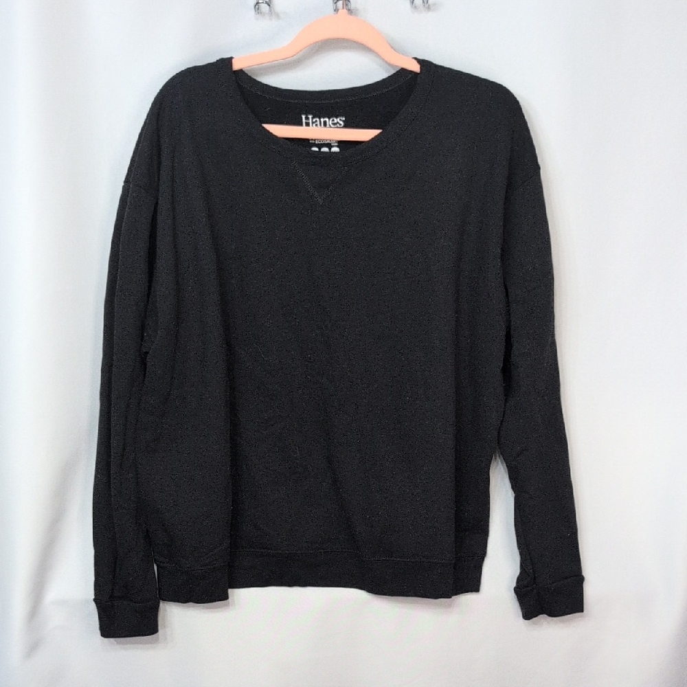 Hanes Classic Black Crewneck Sweatshirt